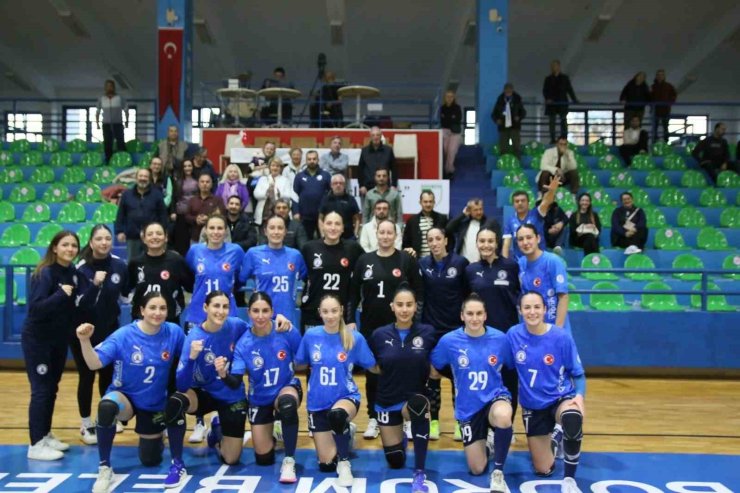 Armada Praxis Yalıkavak Spor Kulübü’nden güçlü kapanış