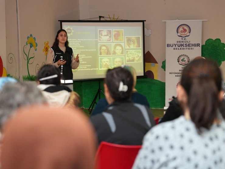 Annelere bağımlılıkla mücadele ve afet bilinci semineri verildi