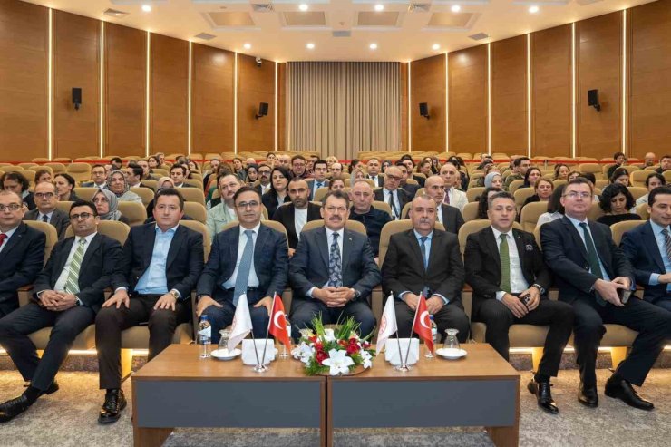 İzmir Adliyesi’nde ‘Bağımsızlık Mücadelesi’ semineri gerçekleştirildi