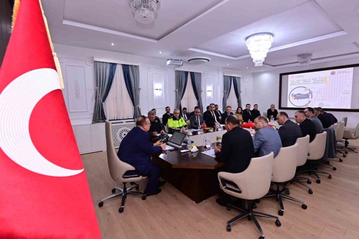 Aydın’ın ulaşımını rahatlatacak projeler ele alındı