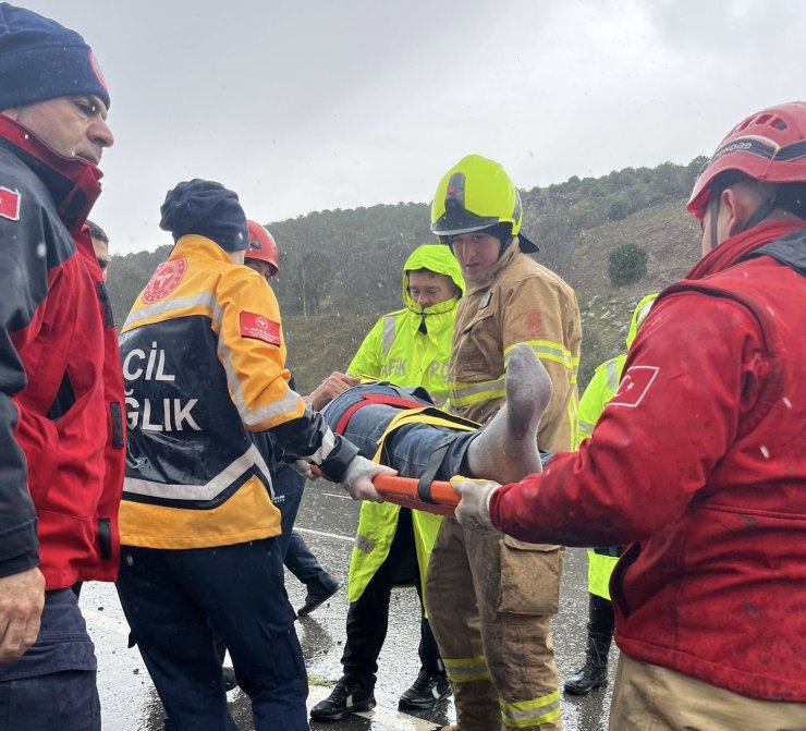 Balıkesir-Bursa kara yolunda korkutan kaza: 1 yaralı