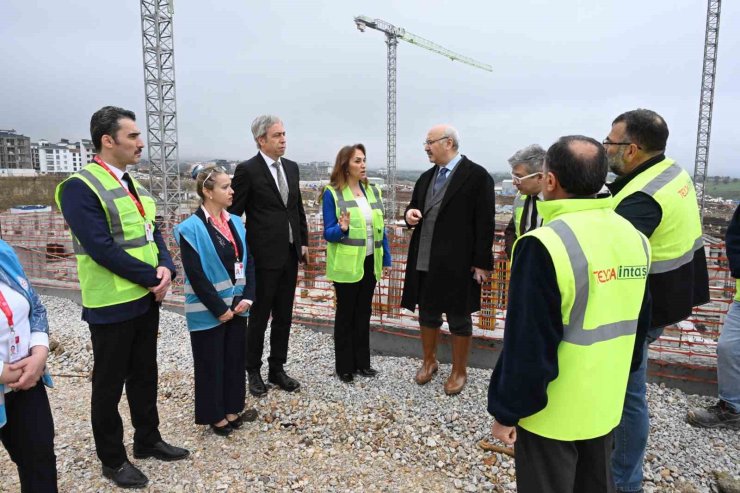 Vali Köşger, Denizli Acil Durum Hastanesi inşaatının son durumu hakkında bilgi aldı