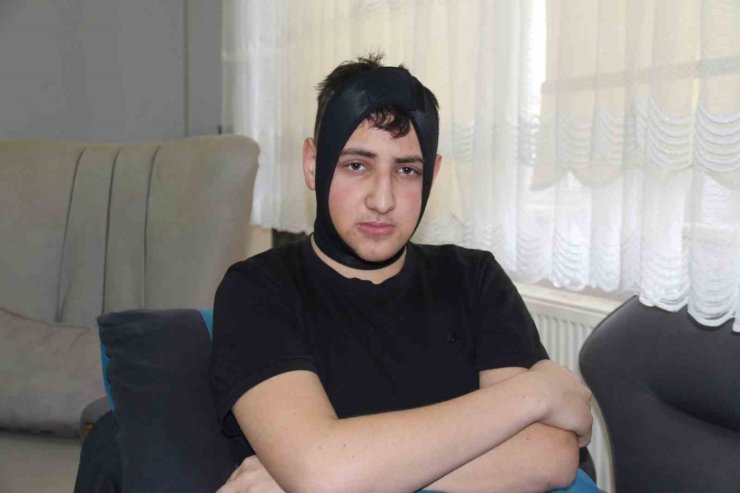 4 öğrenci tarafından omuriliği kırılan Kayra, polislik hayalinden mahrum kalmak istemiyor