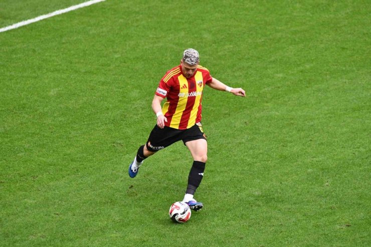 Kayserispor 28 kişilik kadrosunu TFF’ye bildirdi