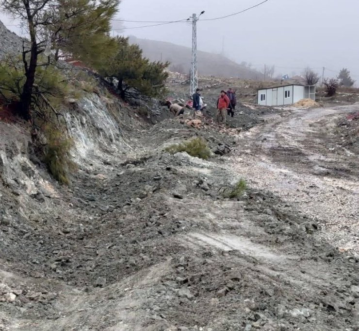 Karabahşılı Köyü’nde yağış sonrası çalışmalar başladı