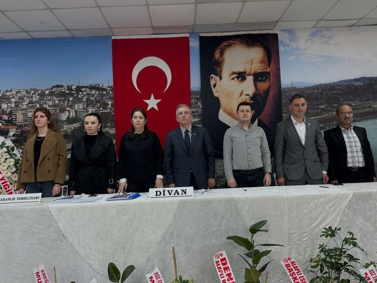 Alaplı Şoförler ve Otomobilciler Esnaf Odası’nda Kemal Çam güven tazeledi