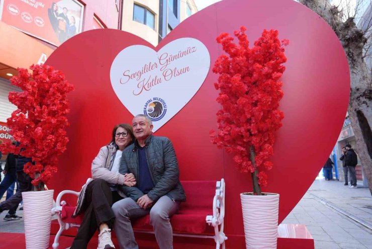 Kartal’da Sevgililer Günü coşkusu