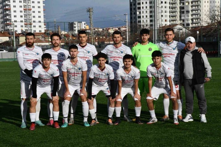 Lider Kayseri Şekerspor adım adım ilerliyor