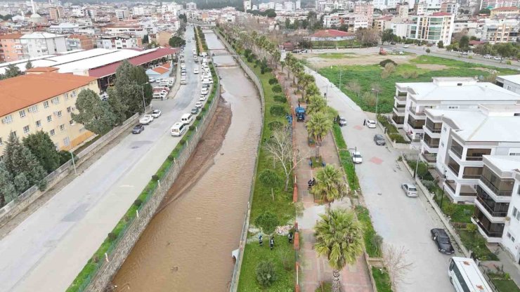 Nazilli Belediyesi yürüyüş yollarını bakıma aldı