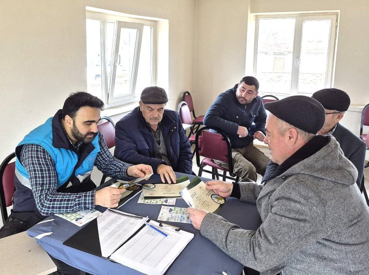 Çiftçilere yönelik bitki koruma eğitimleri sürüyor