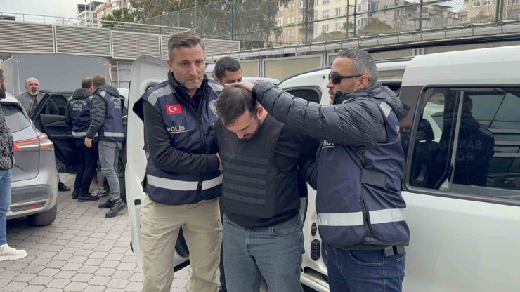 Kardeşlere maskeli saldırı cinayetinde 2 zanlı adliyeye sevk edildi