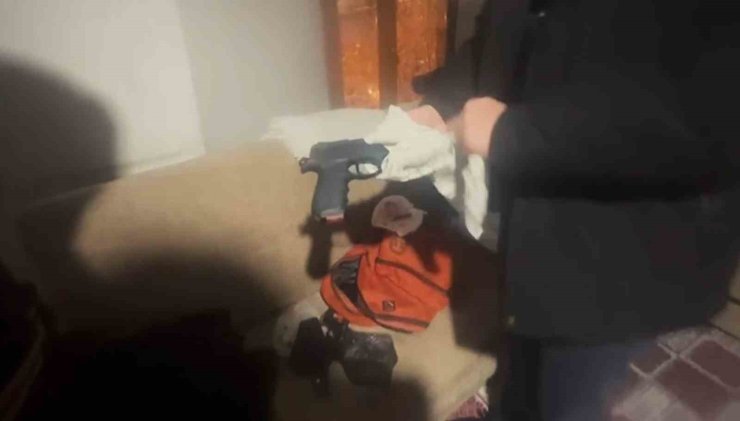 Bitlis merkezli yasa dışı bahis operasyonunda 24 kişi tutuklandı