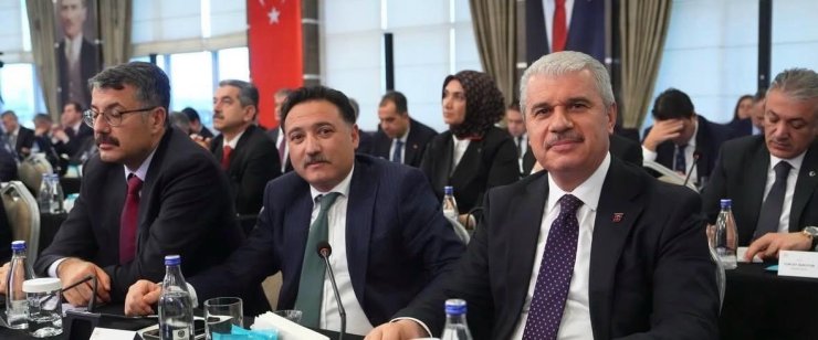 Vali Çiçek, valiler buluşmasına katıldı