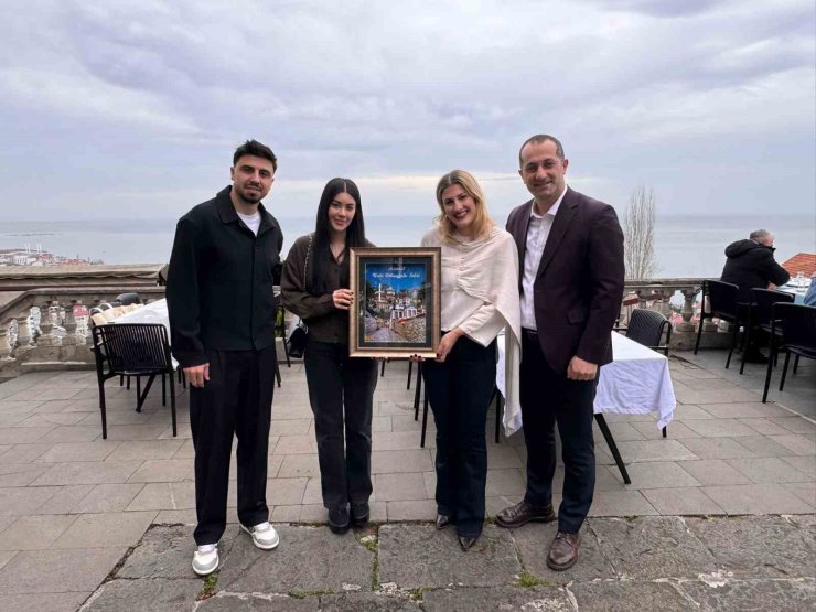 Ozan Tufan ve eşi Başkan Ekim’in konuğu oldu