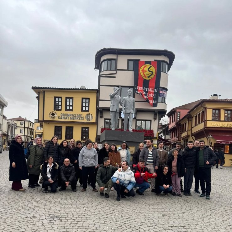 Özel ihtiyaçlı bireylere Eskişehir’de sosyal ve kültürel gezi