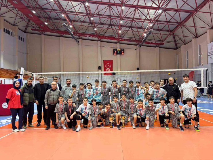 Kayseri Midi Erkekler Voleybol Süper Ligi tamamlandı