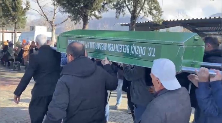 Osmaniye’de eski eşi tarafından öldürülen 2 çocuk annesi kadın toprağa verildi