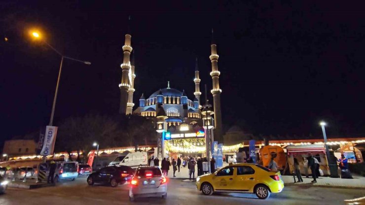 Ramazan Sokağı, Selimiye’nin gölgesinde kapılarını açtı