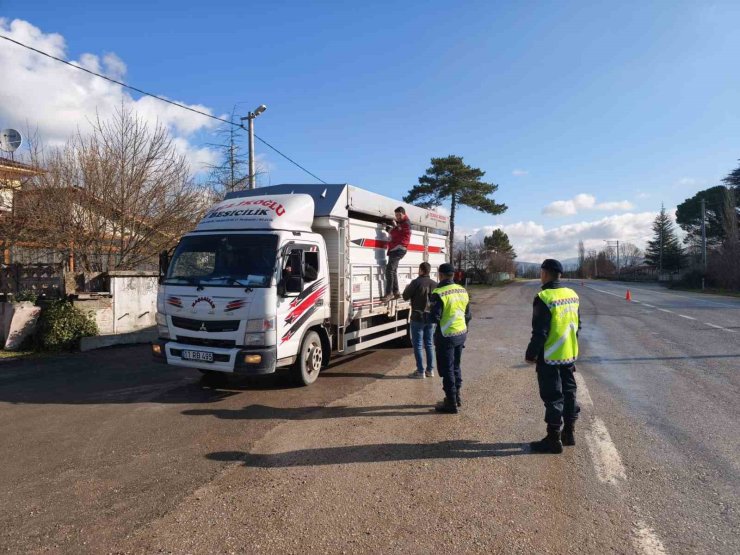 Bilecik’te müşterek yol kontrol ve denetim faaliyeti