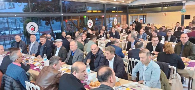 Devrekli muhtarlar iftar yemeğinde bir araya geldiler