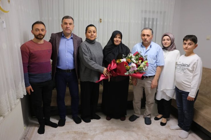 Vali Eldivan, gazi ailesinin iftar sofrasına konuk oldu