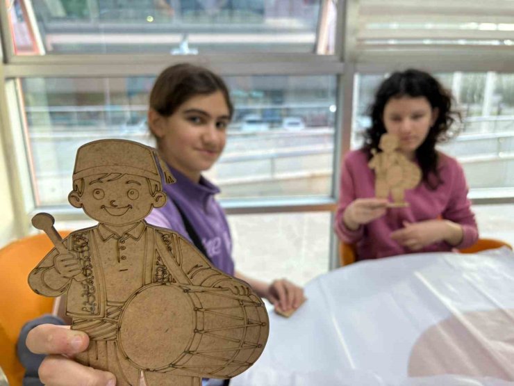 Menteşe’de çocuklar Ramazan ayında etkinliklerine devam ediyor