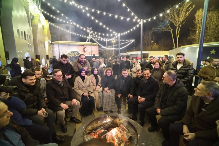 AK Parti İstanbul İl Başkanlığı komşularla aynı sofrada buluştu