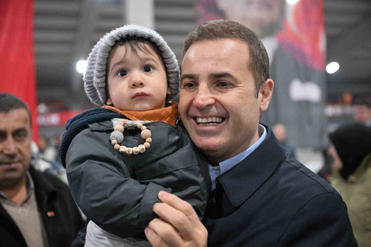 Başkan Ahmet Akın, Dursunbey’de iftar yaptı