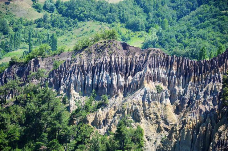 Tokat’taki Dilim Kayalar Tabiat Anıtı olarak tescillendi