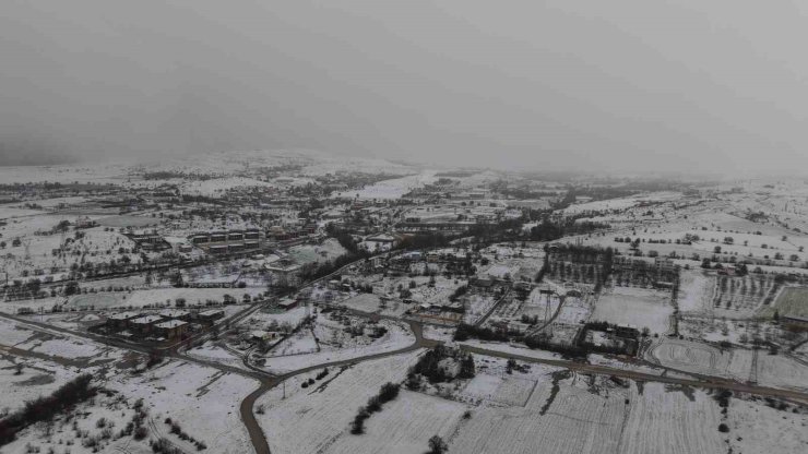 Beyaza bürünen Elazığ havadan görüntülendi