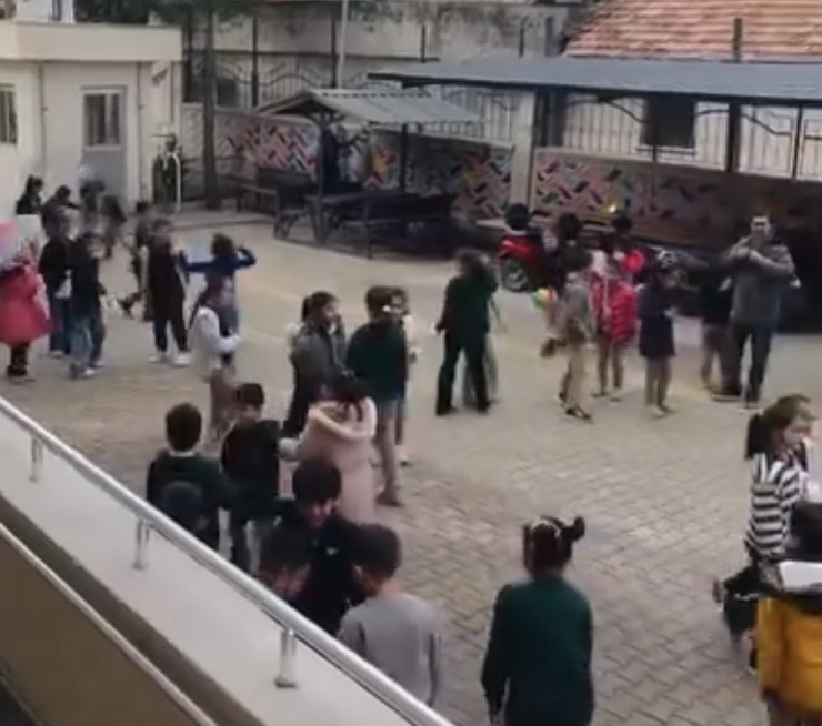 Osmaniye’de okullarda Ramazan coşkusu: Öğrenciler ilahiye hep bir ağızdan eşlik etti