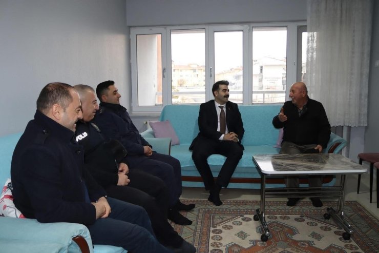 Tomarza Kaymakamı Eser’den Kıbrıs Gazisi Tektaş’a anlamlı ziyaret