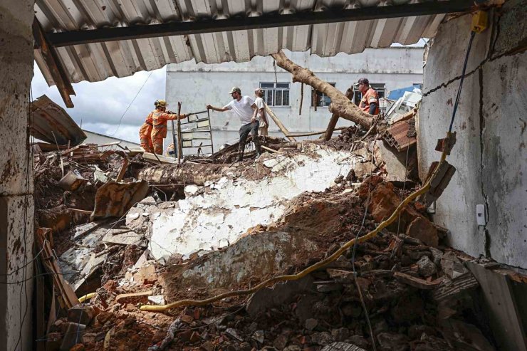 Brezilya’daki sel ve toprak kaymalarında can kaybı 59’a yükseldi