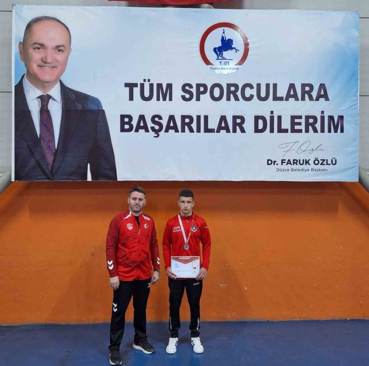 Türkiye güreş şampiyonasında ikinci oldu