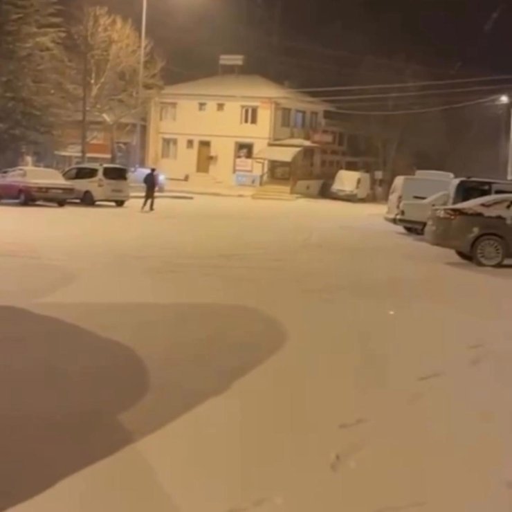 Çankırı’da kar yağışı etkili oldu