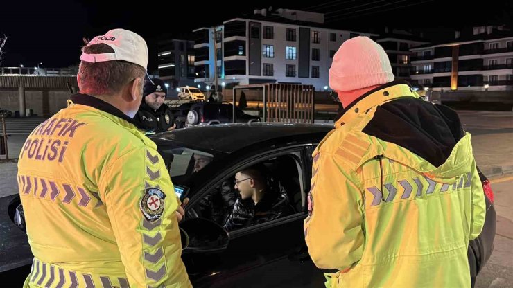 Bolu’da trafik ekipleri bin 279 uygulama gerçekleştirdi