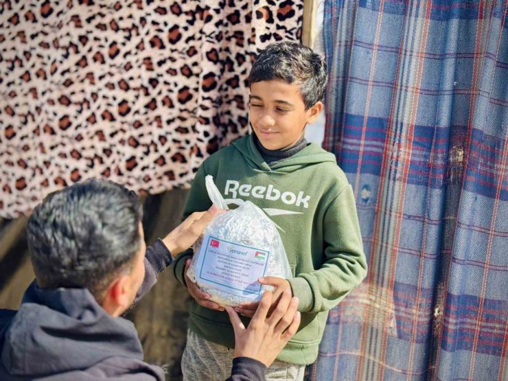 Çorumlu şoförlerden Gazze’ye anlamlı destek