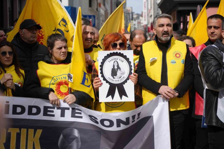 Öğretmen cinayetine tepki