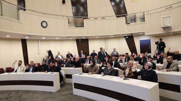 Başkan Çolakbayrakdar: "Sosyal belediyecilikte örnek modeliz, en iyisini yapıyoruz"