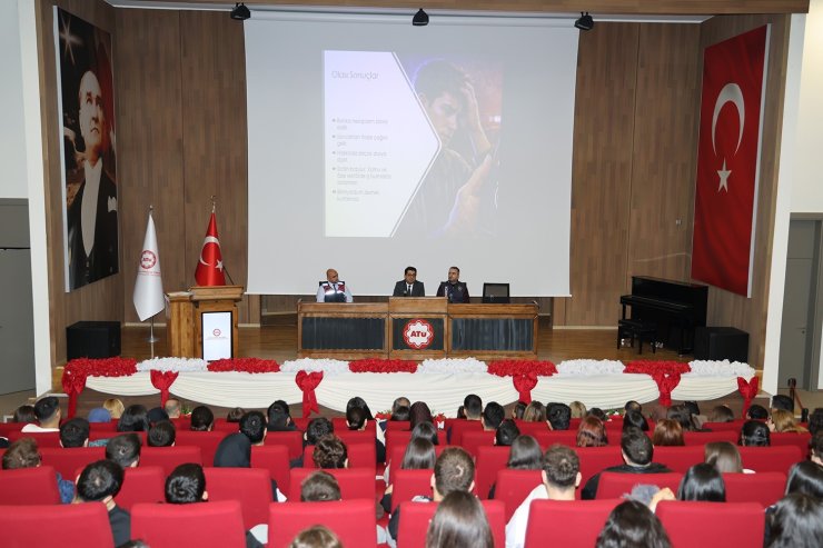 ATÜ’de öğrenciler İBAN dolandırıcılığına karşı bilgilendirildi