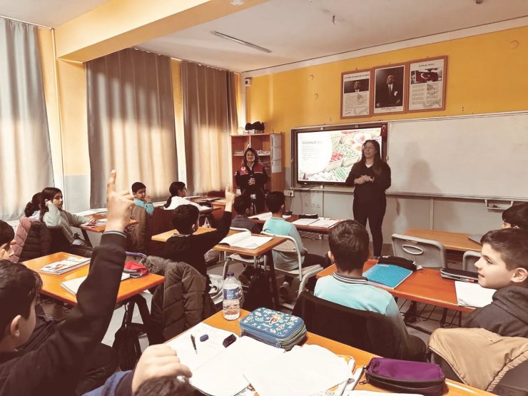 Öğrencilere gıda güvenliği ve iyi tarım eğitimi verildi
