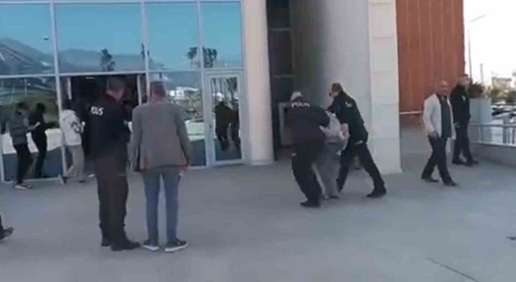 İskenderun’da tehdit olayının şüphelisi tutuklandı