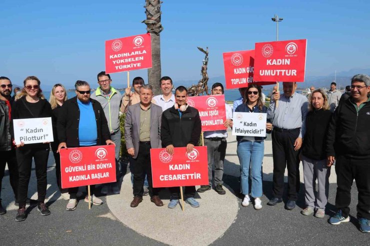 Fethiye’de Dünya Kadınlar Günü Yürüyüşü gerçekleştirildi