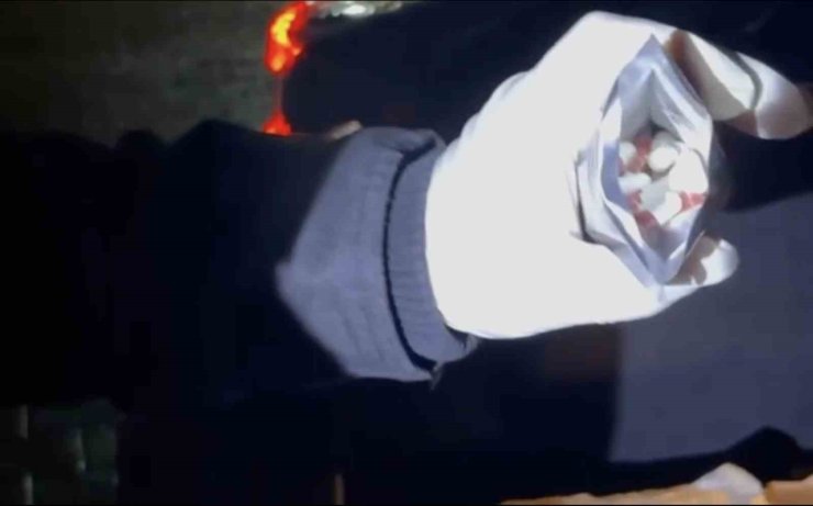 İstanbul’dan Sakarya’ya uyuşturucu getiren şüpheliyi polis kovalamacayla yakaladı