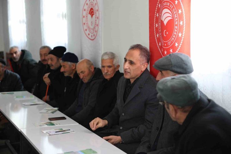 Kars’ta Tarım ve Orman Müdürlüğü üreticilerle buluşmayı sürdürüyor