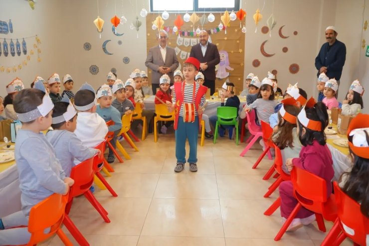 Bayburt’ta minikler çocuk iftarında ramazan sevincini yaşadı