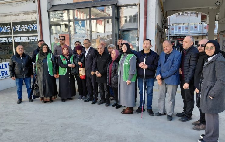 Kütahya’da görme engellilere konuşan saat desteği