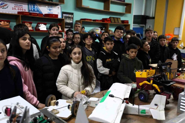 Ortaokul öğrencileri üniversite ortamını yakından tanıdı