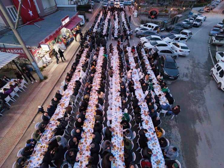 Soğuk hava geleneğe engel olmadı