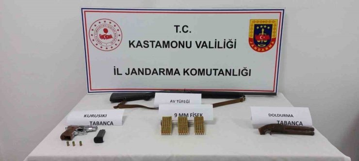 Kastamonu’da 4 adet silah ele geçirildi